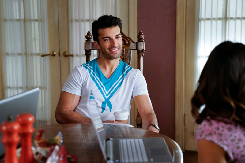 Illustration for article titled Jane The Virgin’s job hunt suffers from underdeveloped storytelling